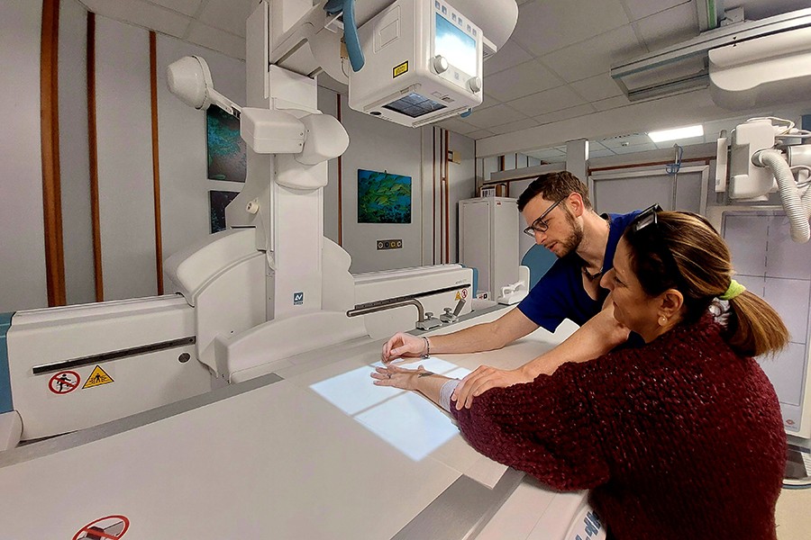 Mayor precisión y una atención más humanizada, con exploraciones más rápidas y menos invasivas.