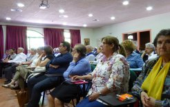 Escuchando la ponencia de Inma Merino