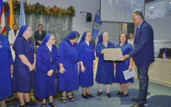 Entrega de la exaltación