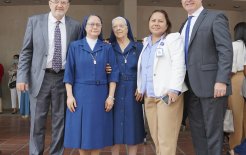 Hermanas y colaboradores
