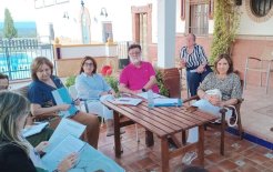 Encuentro del grupo de Laicos y Religiosas del Instituto de Jaén en Porcuna. Encuentro del grupo de Laicos y Religiosas del Instituto de Jaén en Porcuna.