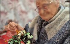 Actividades que fomentan la creatividad en la Residencia San José, Burjassot, Valencia. 