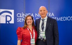 La Directora Médica Ambulatoria de la Clínica de los Remedios, la Dra. Claudia García, junto al Dr. Paolo Diamanti, de la Clínica de Roma del IRSJG Casa di Cura Pio XI, ponente del Simposio.