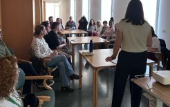 Jornada de trabajo conducida por la consultoría Activiza con los profesionales de todas las áreas de la Residencia San José, de donde salió el Grupo Promotor.
