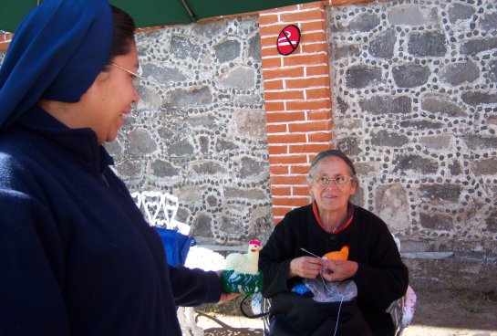 Hermana María de la Luz Florez, Directora de La Casa del Anciano "Los Tres Reyes"