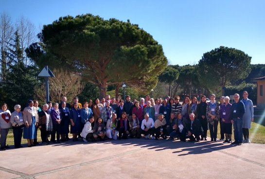 Foto grupal de los asistentes al evento