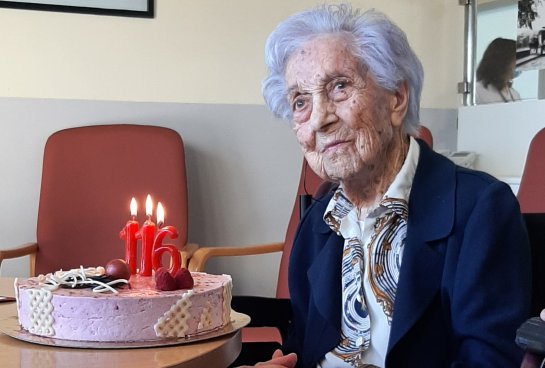 Maria Branyas celebrando su cumpleaños