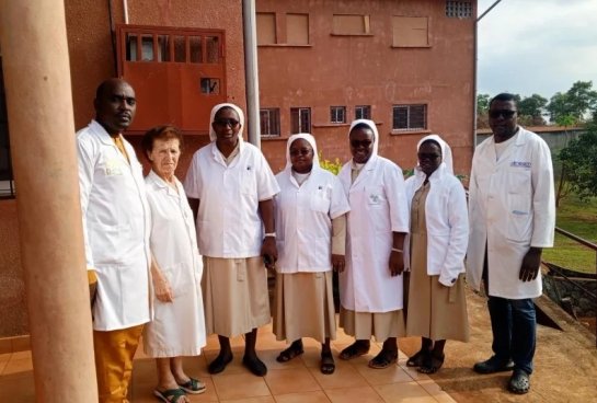 Gestionado desde sus inicios, en 2000, por el Instituto de Religiosas de San José de Gerona, IRSJG, dispone de un equipo de 23 profesionales.