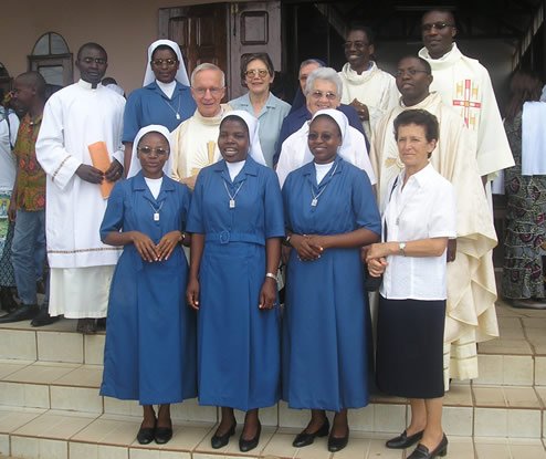 Primera profesión Yaoundé, Camerún