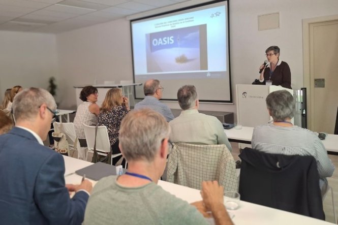 Entrega de premios de la primera edición del Concurso de Buenas Prácticas del IRSJG, con su Superiora General, Rosa Masferrer, en Casa Santa Elena, mayo de 2025.