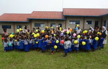 Los niños de la Escuela Maternal y Primaria de Rubare